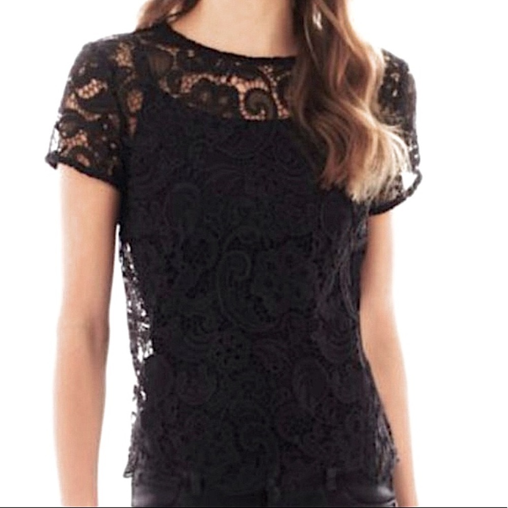 BISOU BISOU • Lace Top